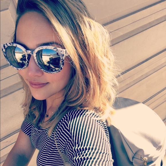 Meet your Posher, Casey - Picture 1 of 1